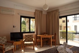 Anna Apartments