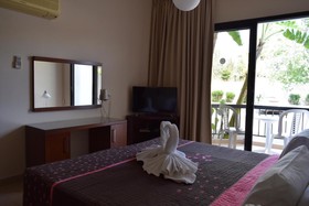 Anna Apartments