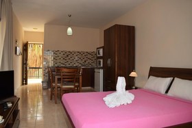 Anna Apartments