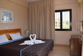 Anna Apartments