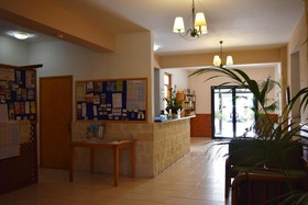 Anna Apartments