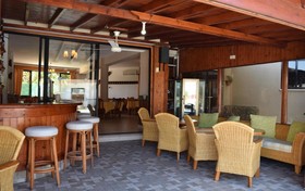 Anna Apartments