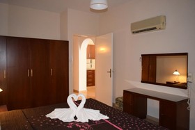 Anna Apartments