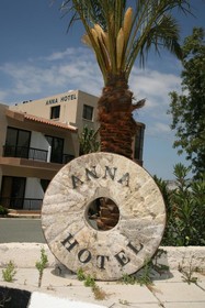 Anna Apartments