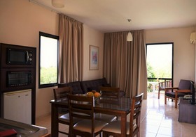 Anna Apartments