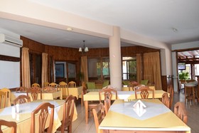 Anna Apartments