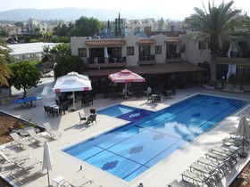 Anna Apartments