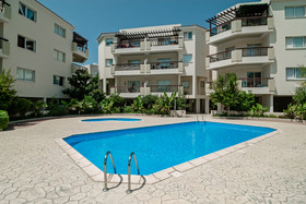 Artemis Cynthia Complex
