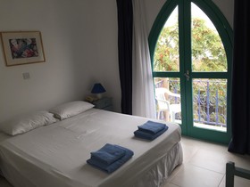 Axiothea Hotel
