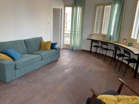Bee Hostel Paphos