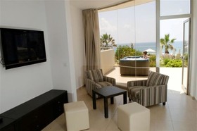 Capital Coast Resort & Spa