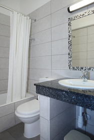 Kefalos Damon Hotel Apartments