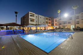 Kefalos Damon Hotel Apartments