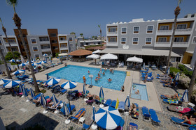 Kefalos Damon Hotel Apartments