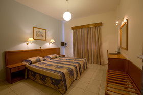 Kefalos Damon Hotel Apartments