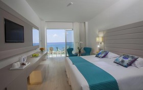 King Evelthon Beach Hotel and Resort