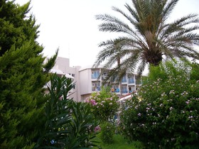 Kissos Hotel