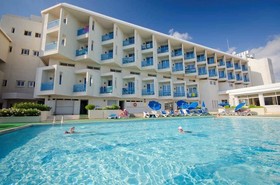 Kissos Hotel
