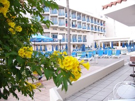 Kissos Hotel