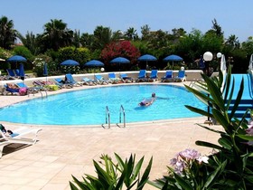 Kissos Hotel