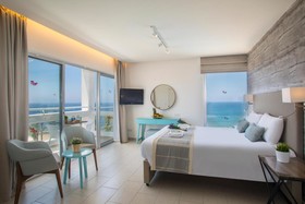 Leonardo Plaza Cypria Maris Beach Hotel & Spa