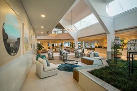Leonardo Plaza Cypria Maris Beach Hotel & Spa