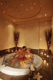 Leonardo Plaza Cypria Maris Beach Hotel & Spa