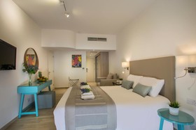 Leonardo Plaza Cypria Maris Beach Hotel & Spa