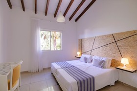 Nereus Hotel