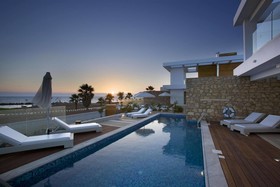 Paradise Cove Luxurious Beach Villas