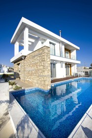 Paradise Cove Luxurious Beach Villas