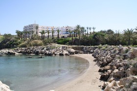 Queen's Bay Hotel