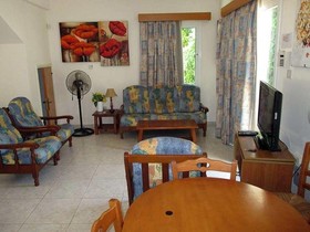 Rododafni Villas
