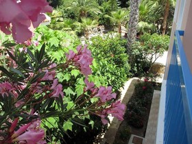 Rododafni Villas