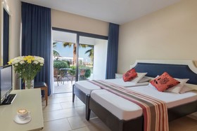 Royal Blue Paphos Hotel & Spa