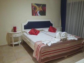 Royal Blue Paphos Hotel & Spa