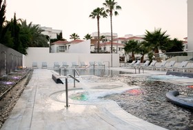 King Jason Paphos - Designed for adults by Louis Hotels
