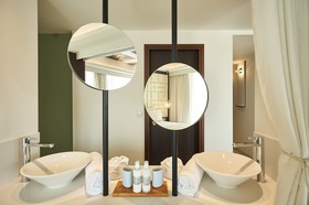 King Jason Paphos - Designed for adults by Louis Hotels