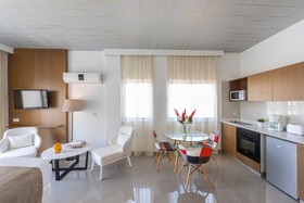 King Jason Paphos - Designed for adults by Louis Hotels