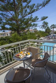 King Jason Paphos - Designed for adults by Louis Hotels