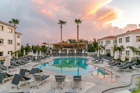 King Jason Paphos - Designed for adults by Louis Hotels