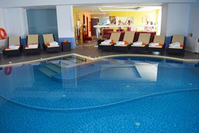 Theo Sunset Bay Hotel