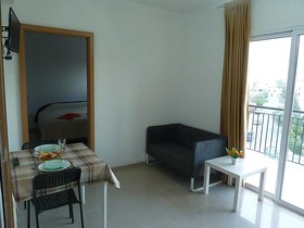Valentinos Apartments