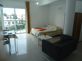 Valentinos Apartments