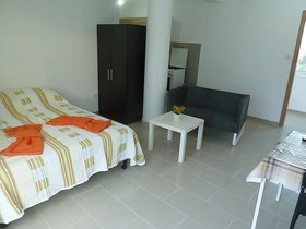 Valentinos Apartments