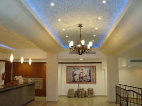 Veronica Hotel