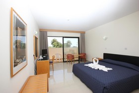 Veronica Hotel