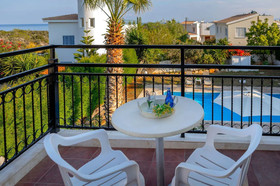 Villa Chrysanthemum