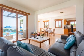Villa Pelagos