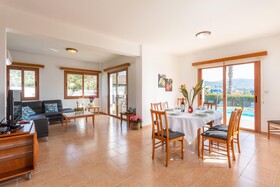 Villa Pelagos